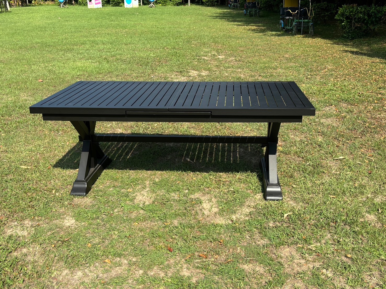 2.6M拉伸桌 大金花